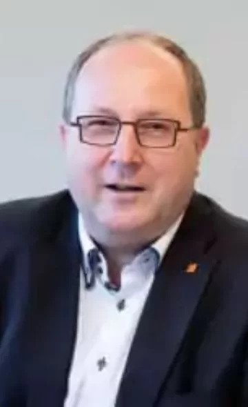 Dr. Tomáš Vimmer